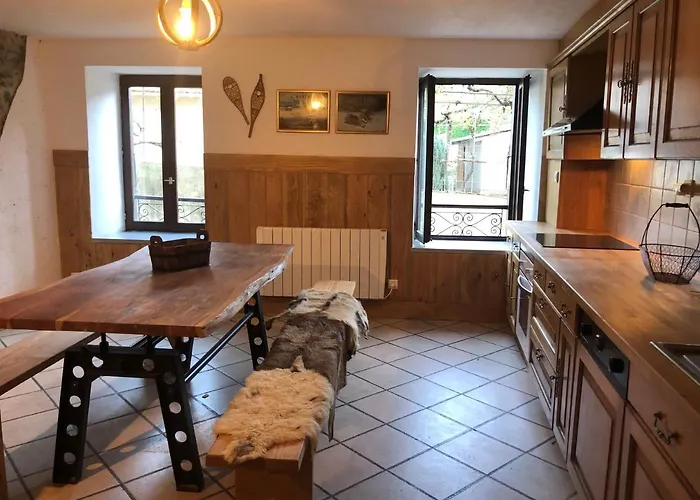 Le Coustou 22 * Акс-ле-Терм